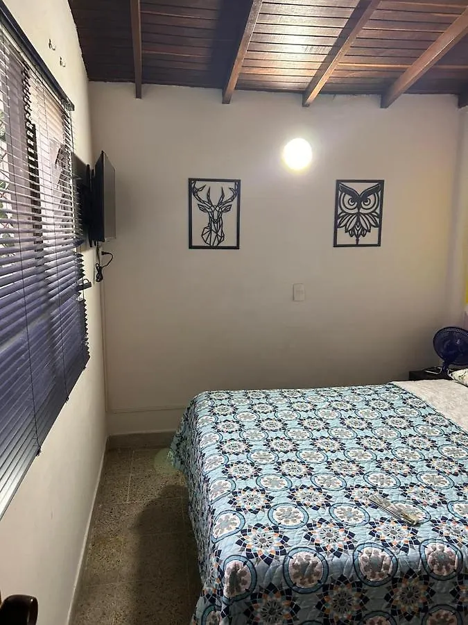 Pensión Hostel Urban City Medellín
