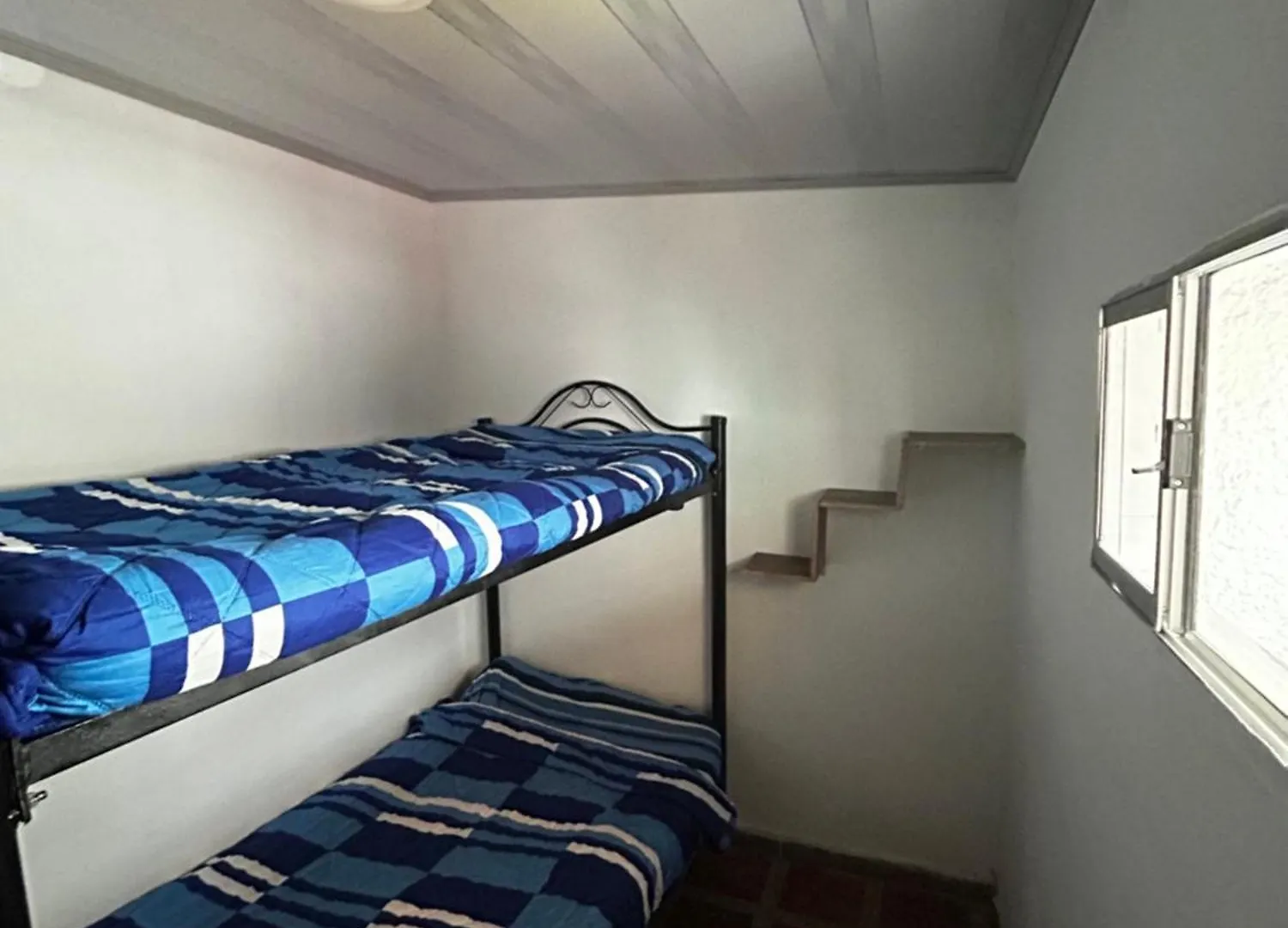 Pensión Hostel Urban City Medellín